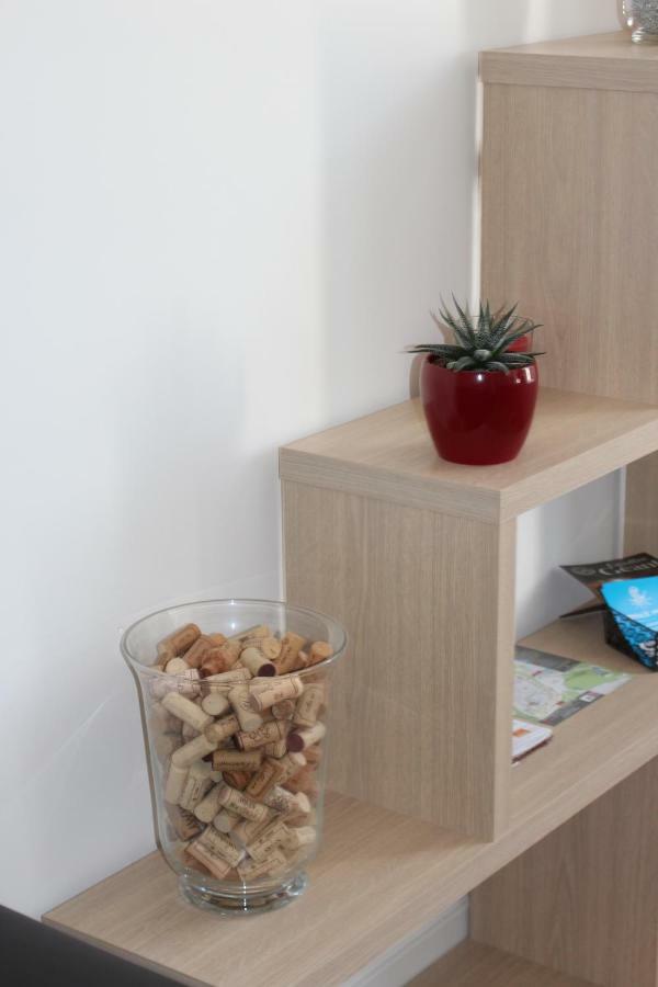 Gite Les 3 Tours 1E Etage 卡尔卡松 外观 照片